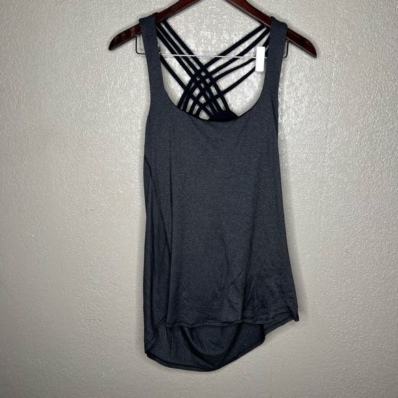 Lululemon Tank Sports Bra Top 12 - Picture 1 of 5